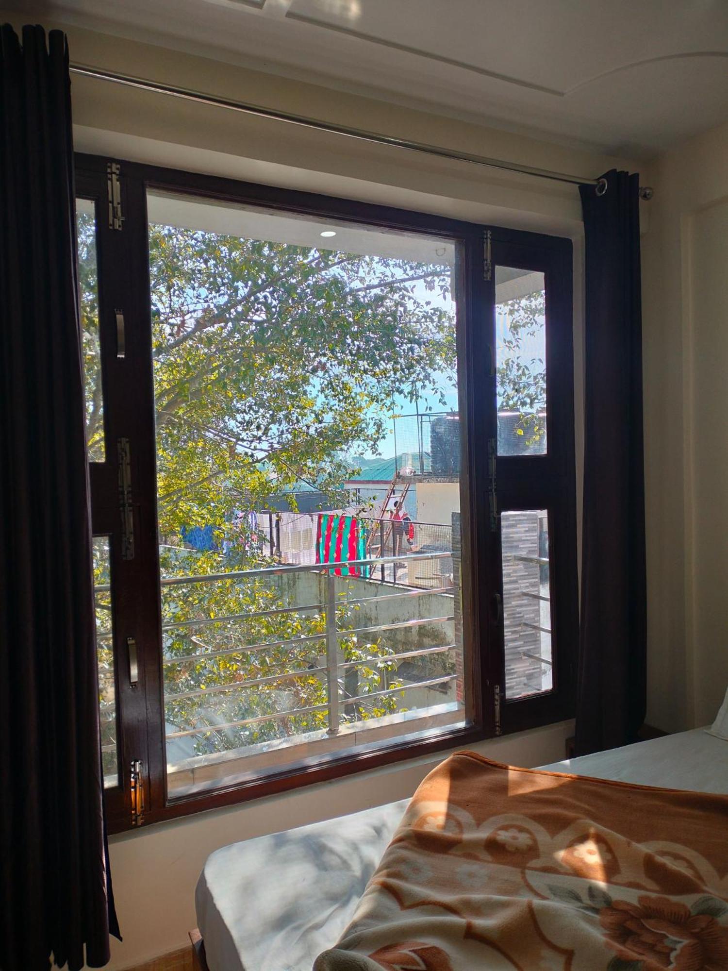 לנסדאון Hotel Lansblue מראה חיצוני תמונה