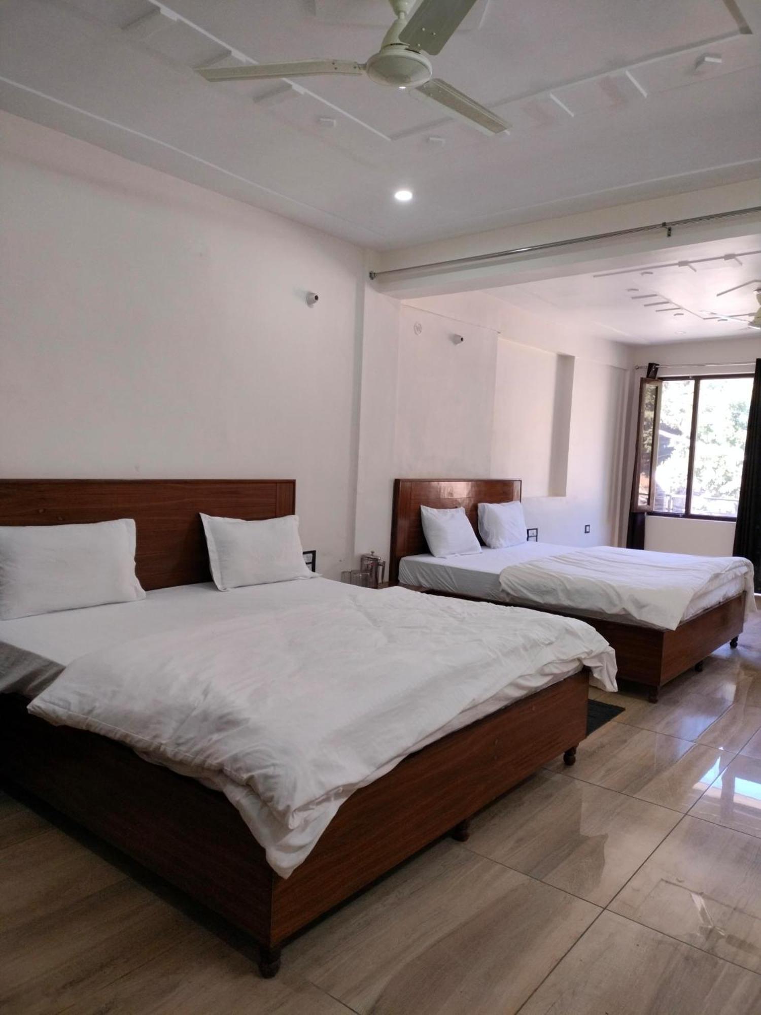 לנסדאון Hotel Lansblue מראה חיצוני תמונה